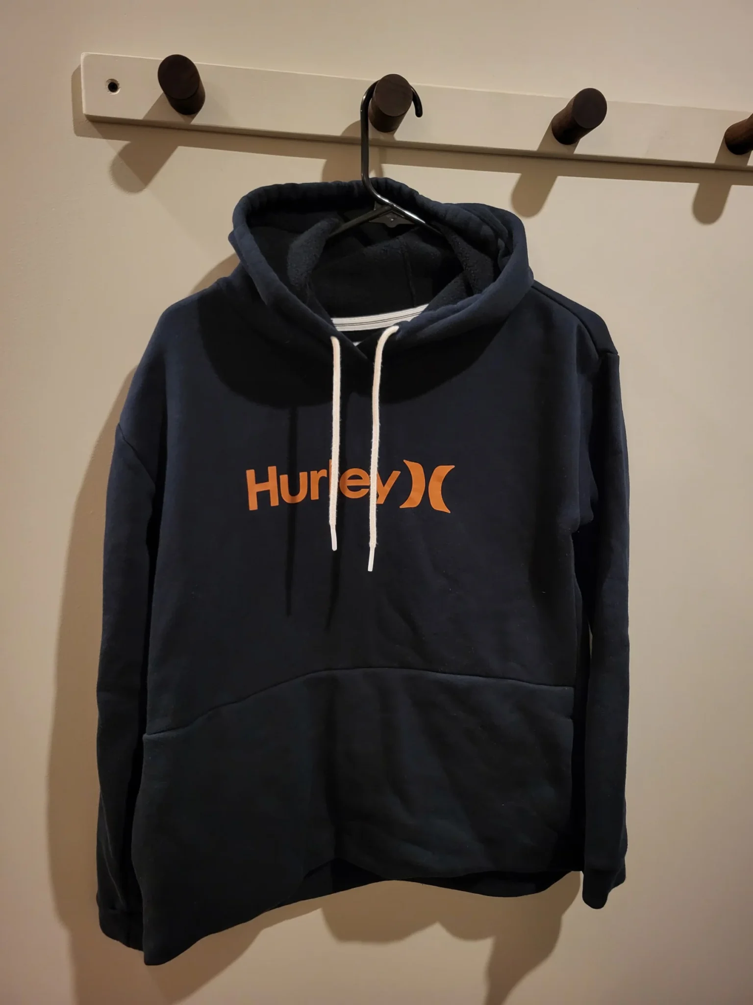 Featured image for Hoodie Hurley