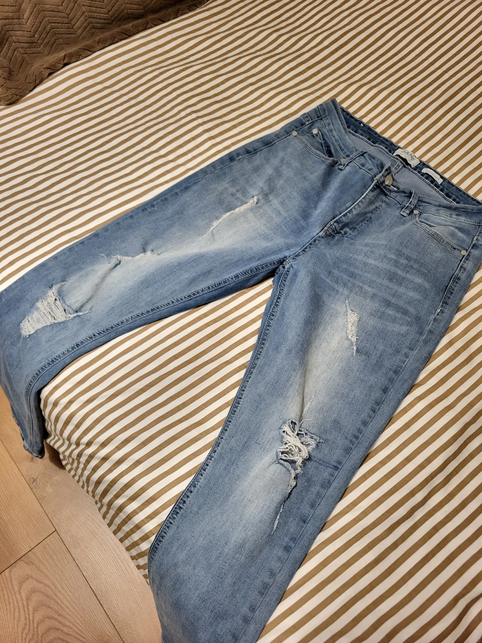 Featured image for Jeans