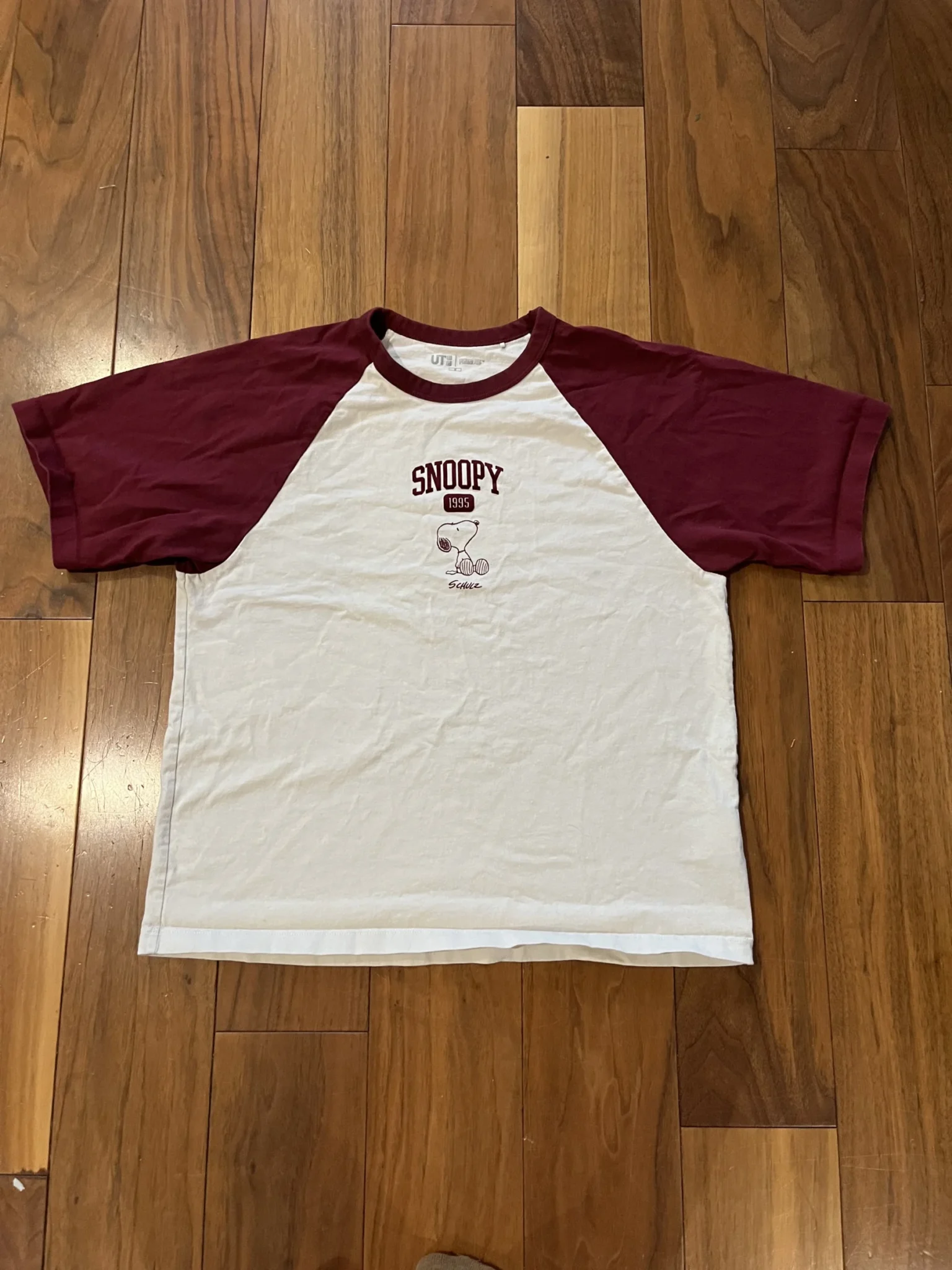 Featured image for Chandail Snoopy Uniqlo pour femme taille M