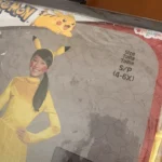 Thumbnail for Costume pikachu 4-6 ans neuf