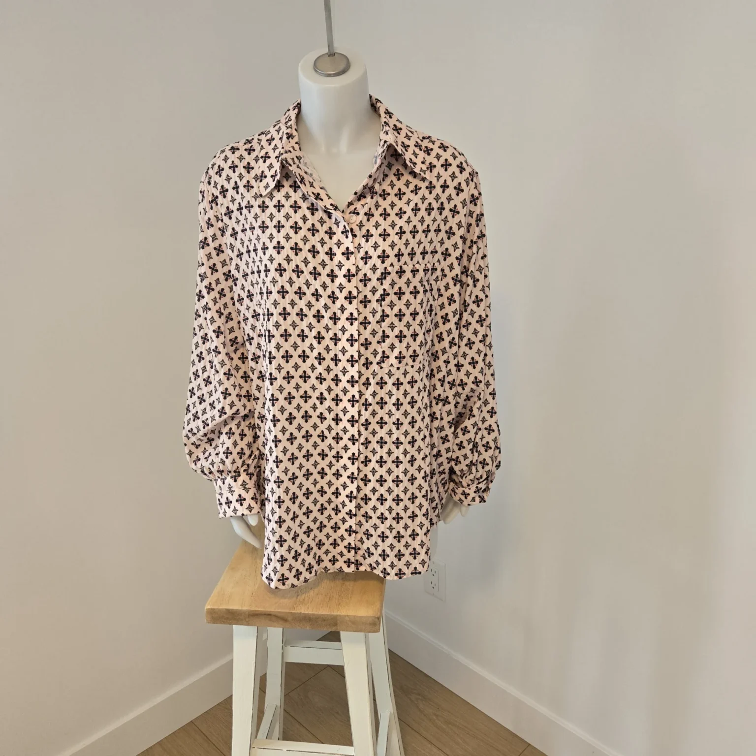 Image for JOELLE blouse, Selena style😍