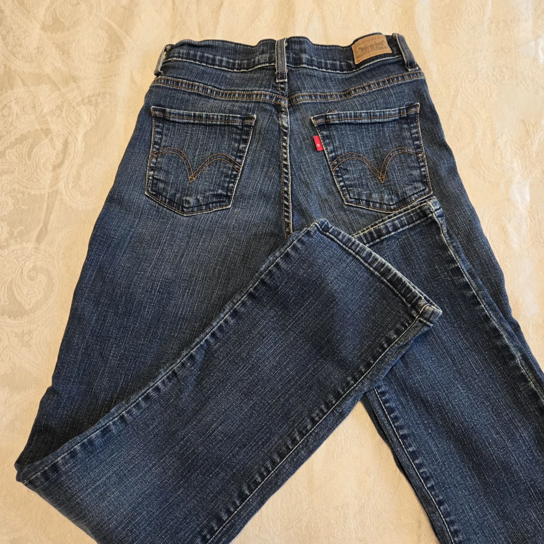 Levis état neuf 👌🤎 Levis seconde main