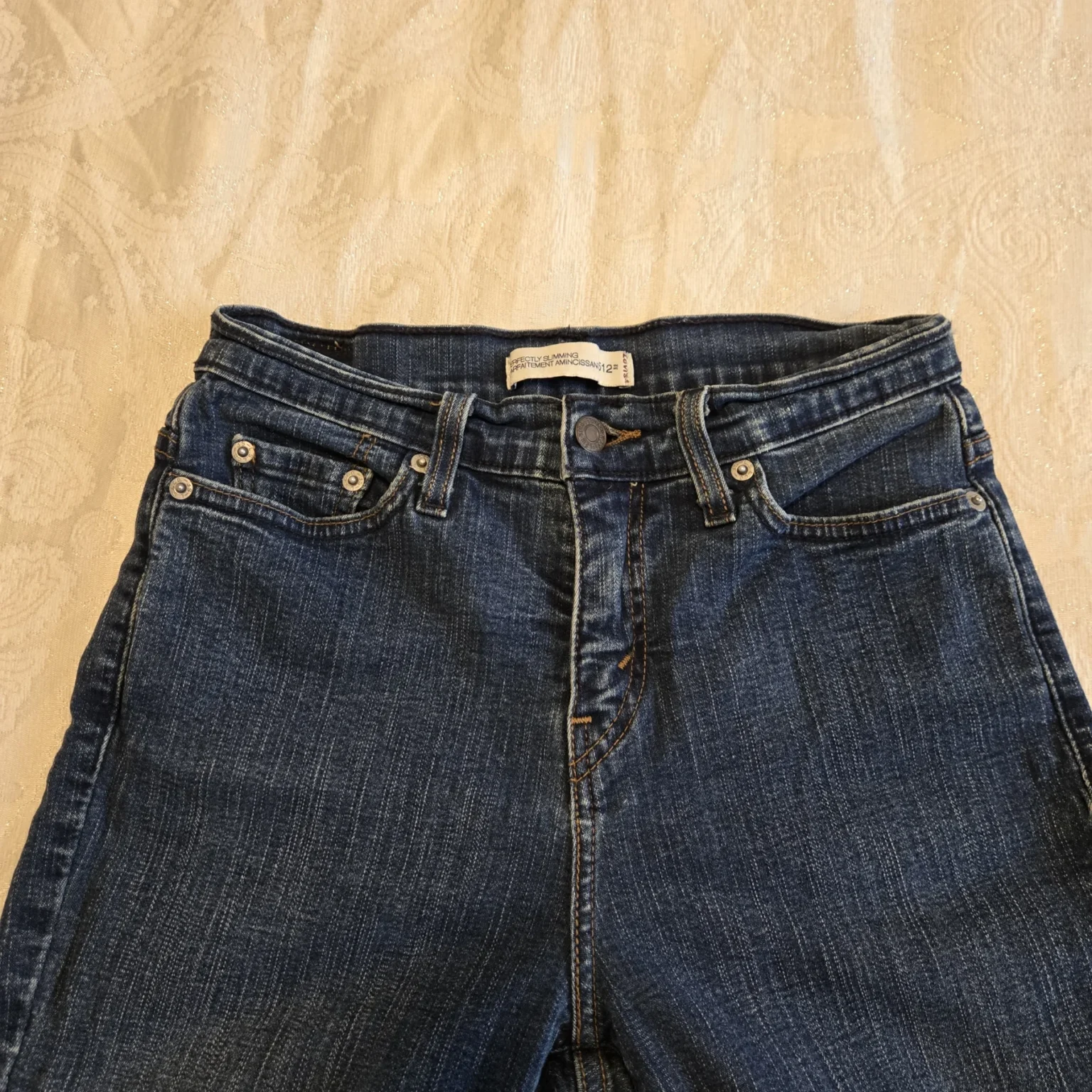 Image for Levis état neuf 👌🤎