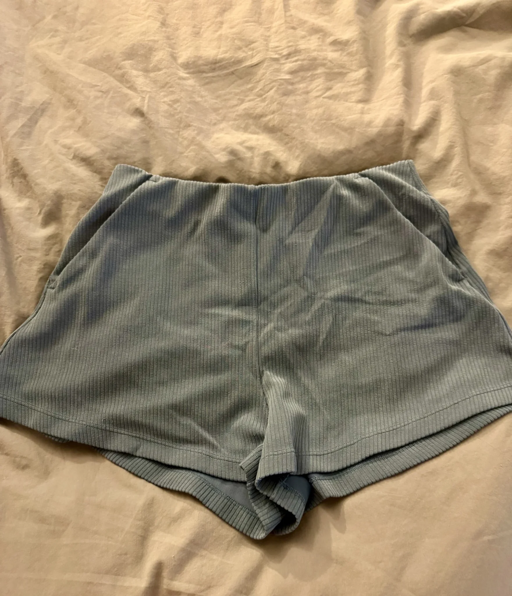 Featured image for Short Lululemon