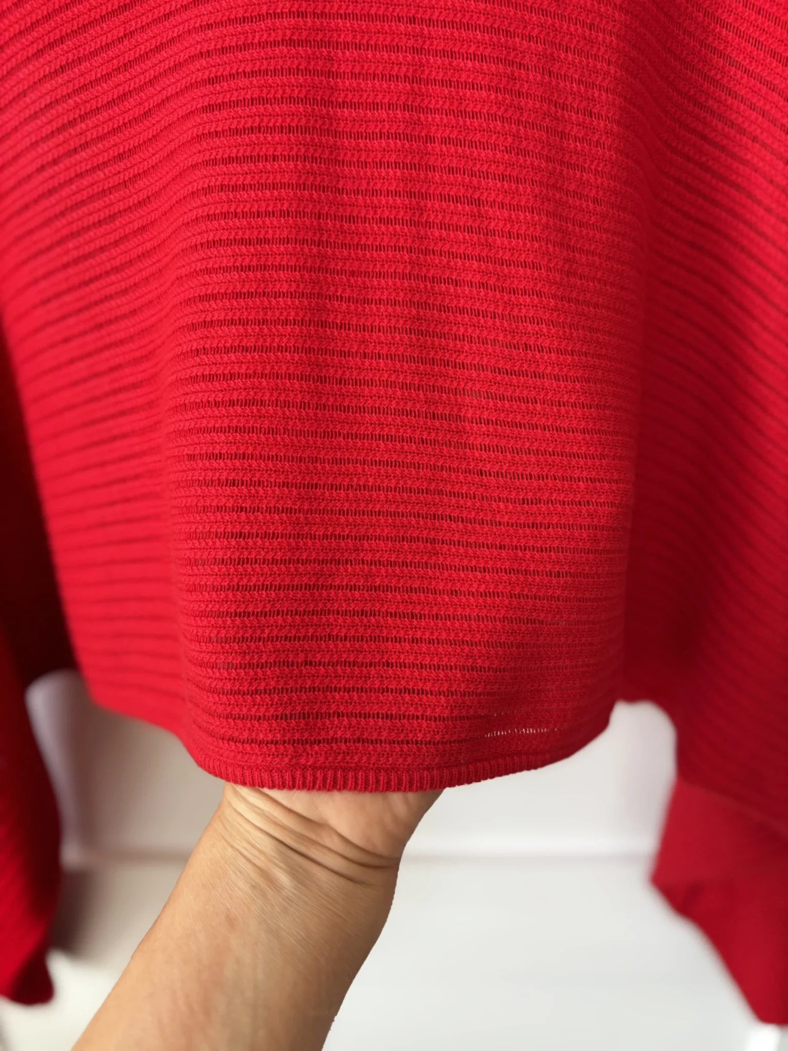 Image for ♥️WILFRED FREE red cropped jumper