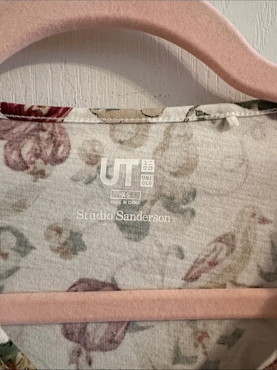 Image for T-Shirt Uniqlo x Studio Sanderson à motif fleuri