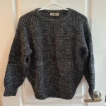 Featured thumbnail for Chandail à manches longues mélange laine et cachemire Aritzia