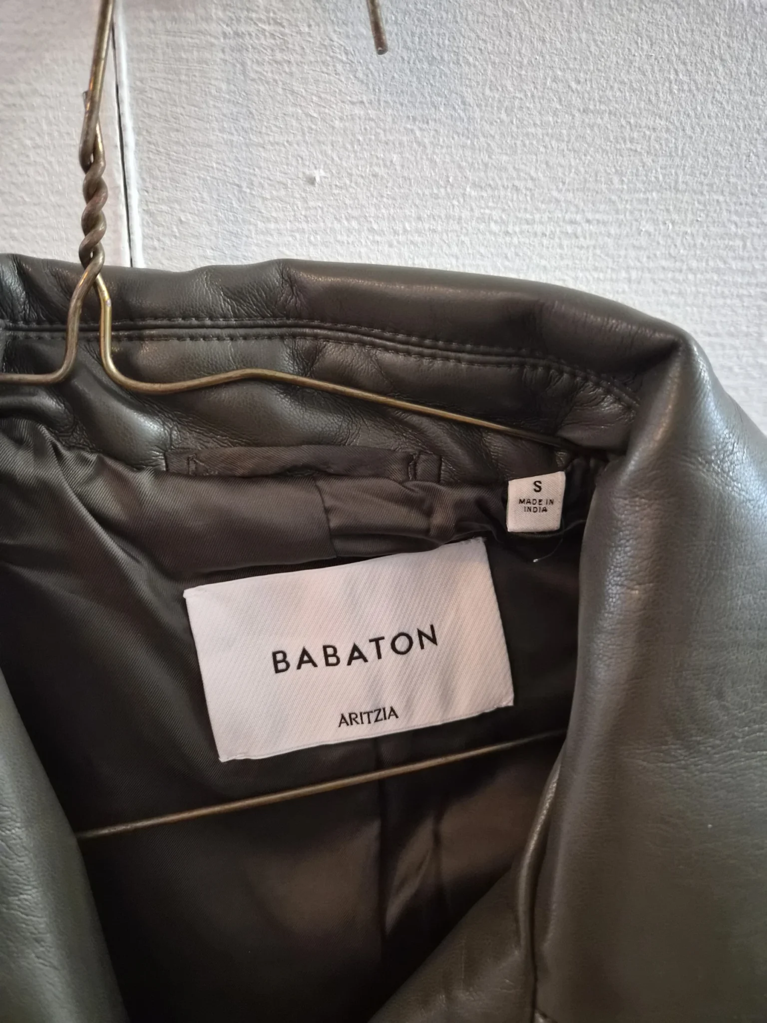 Image for Aritzia autumn coat