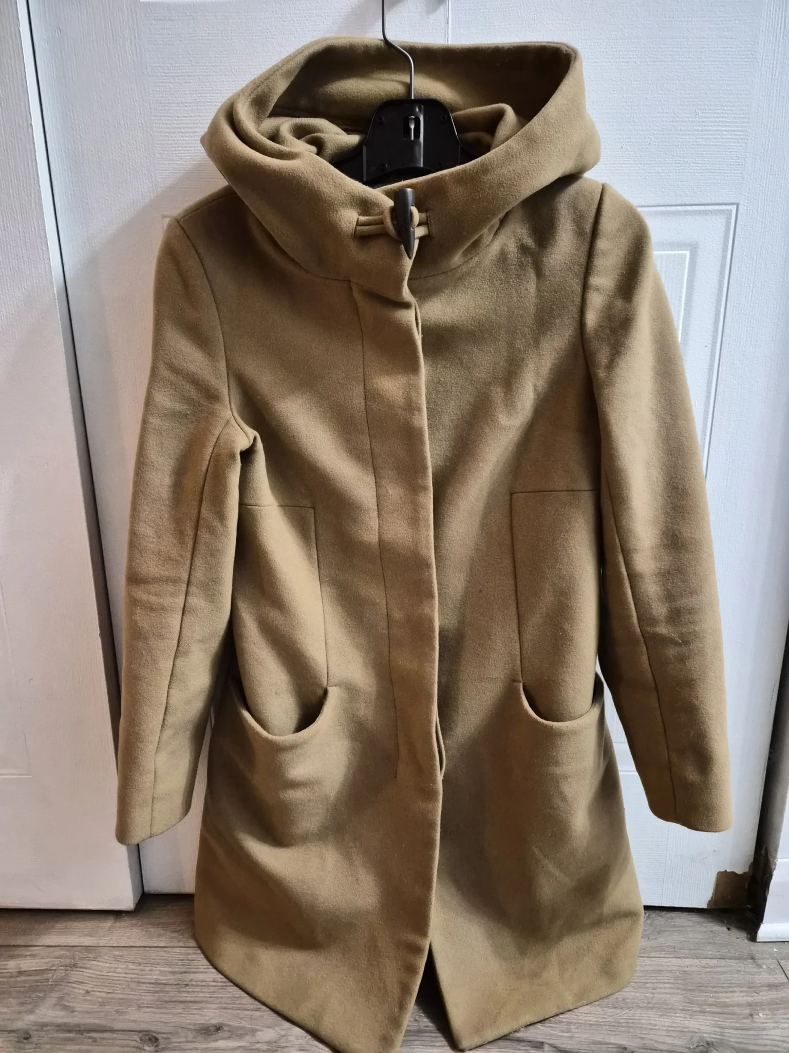 Featured image for Aritzia cashmere winter coat
