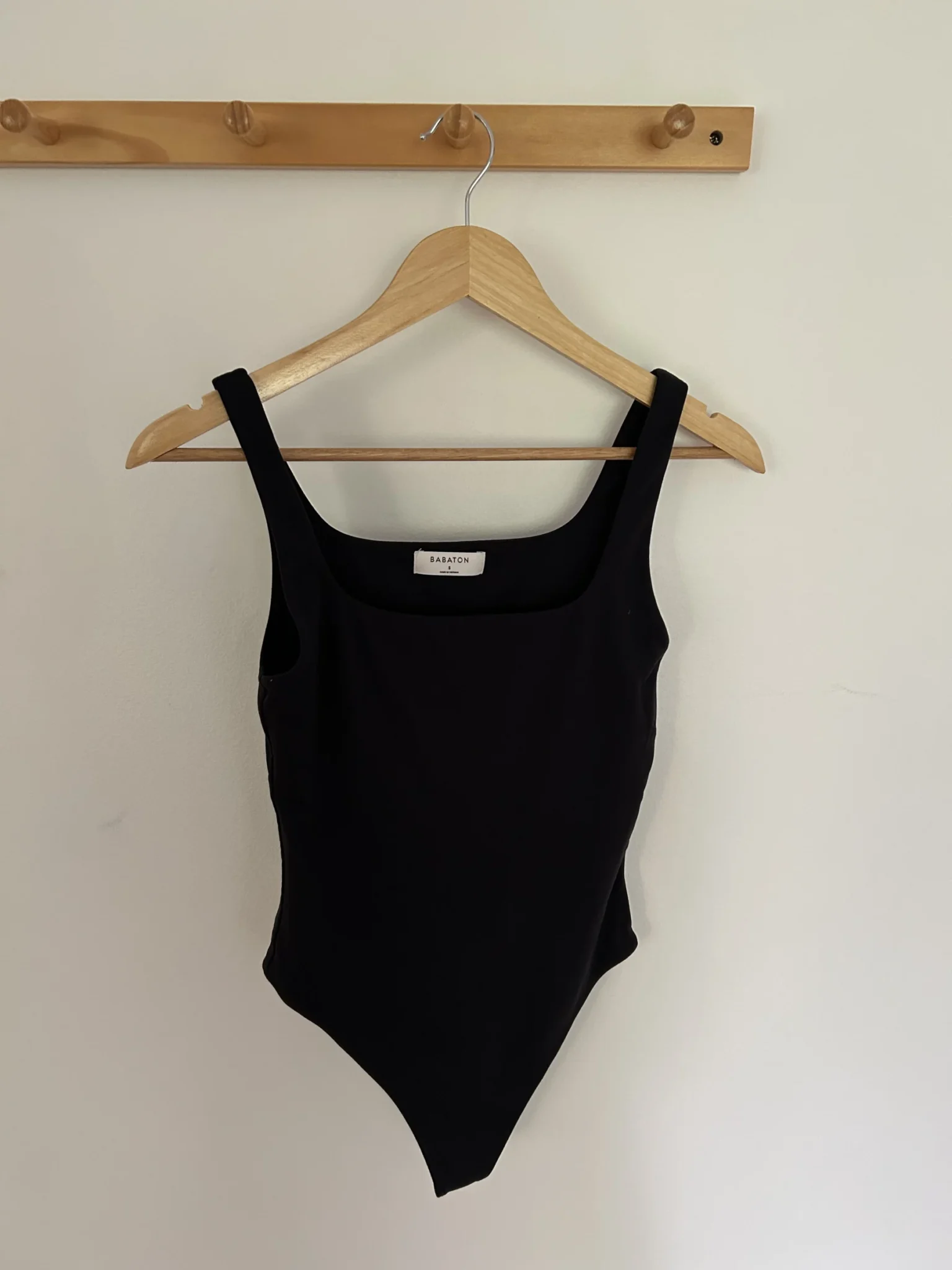 Featured image for Bodysuit (Onepiece) Babaton - Aritzia | Taille S - Couleur Noir