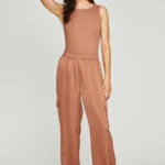 Featured thumbnail for Pantalon cargo chic en satin Gentle Fawn