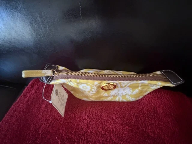 Image for Anna Griffin Floral Cosmetic Pouch