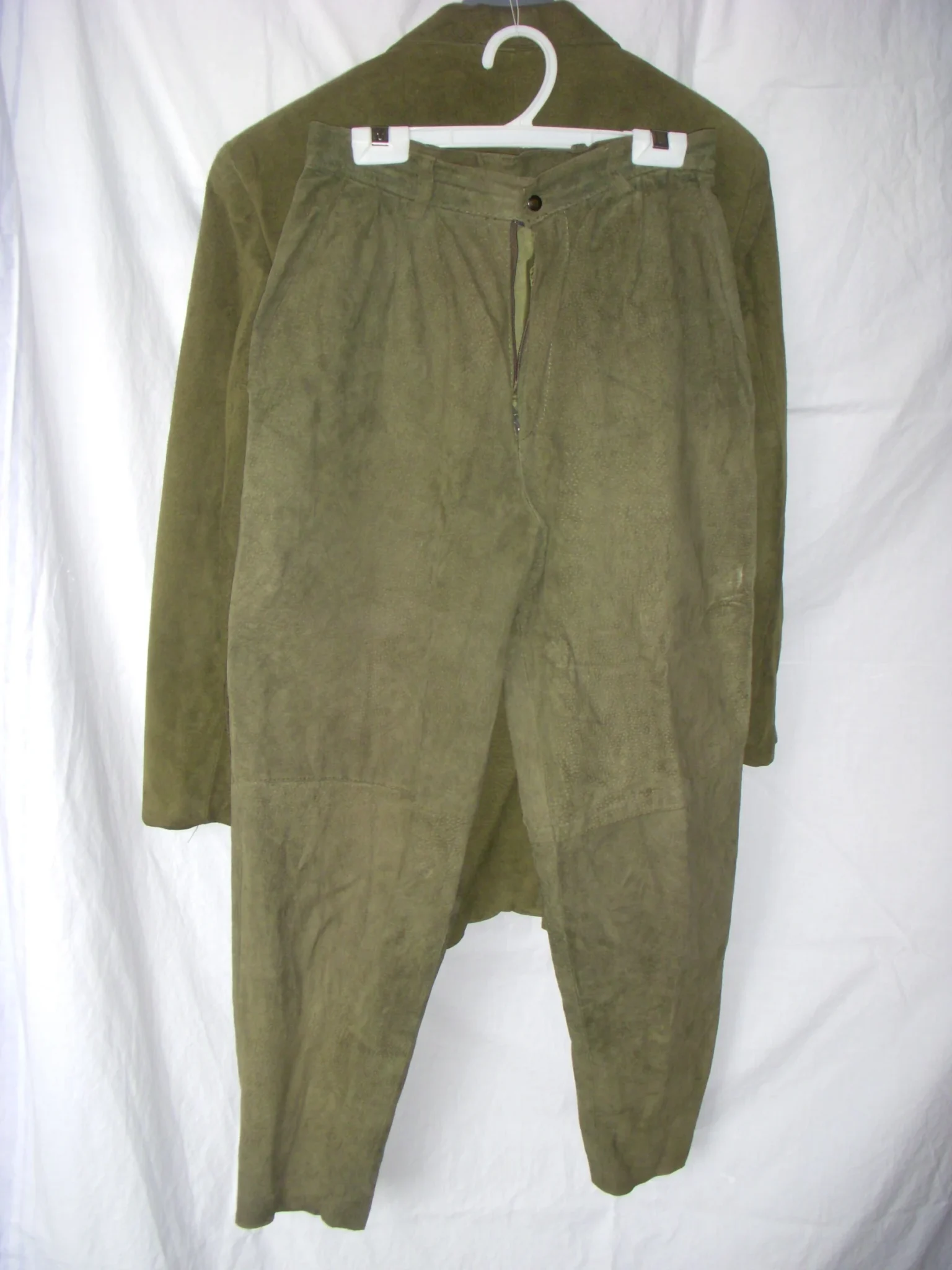 Featured image for Forest green suede suit - VINTAGE
