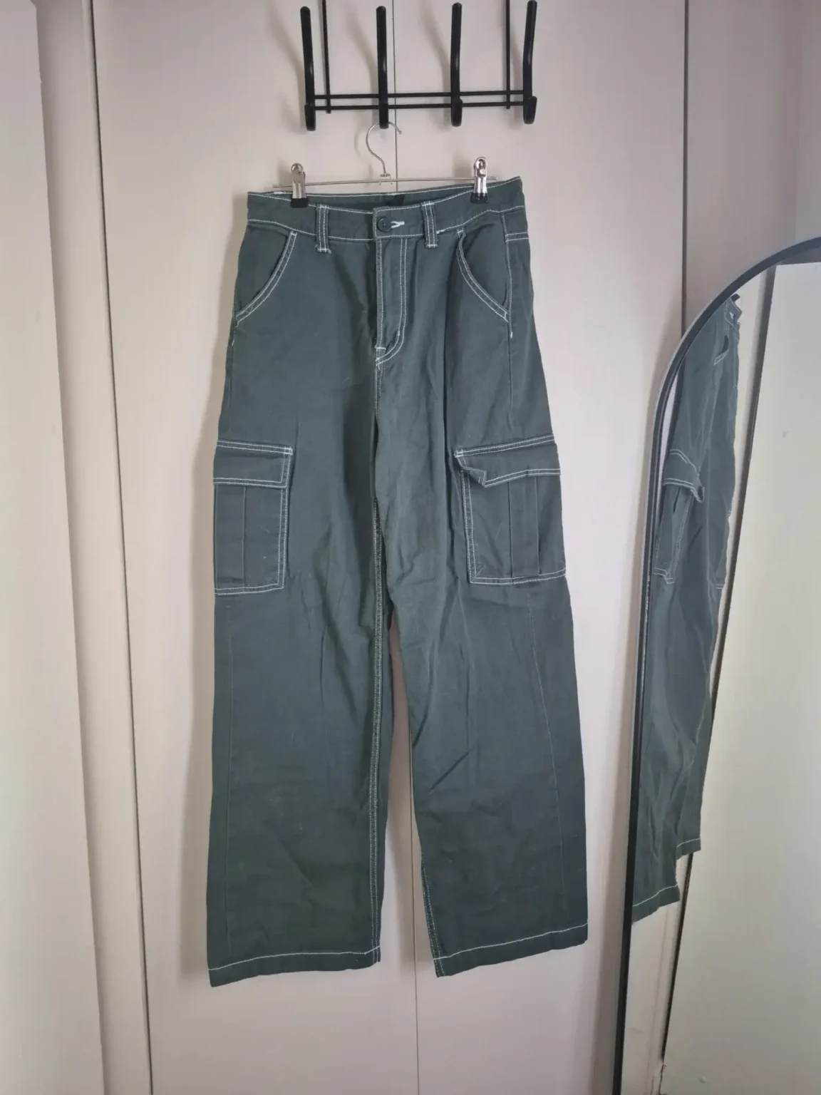 Featured image for Pantalon HM taille haute grandeur 2 / 34
