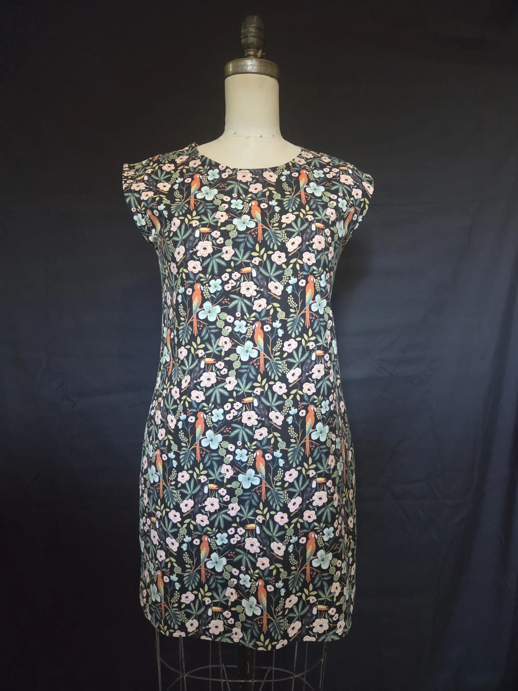 Kazak designer dress *Other seconde main