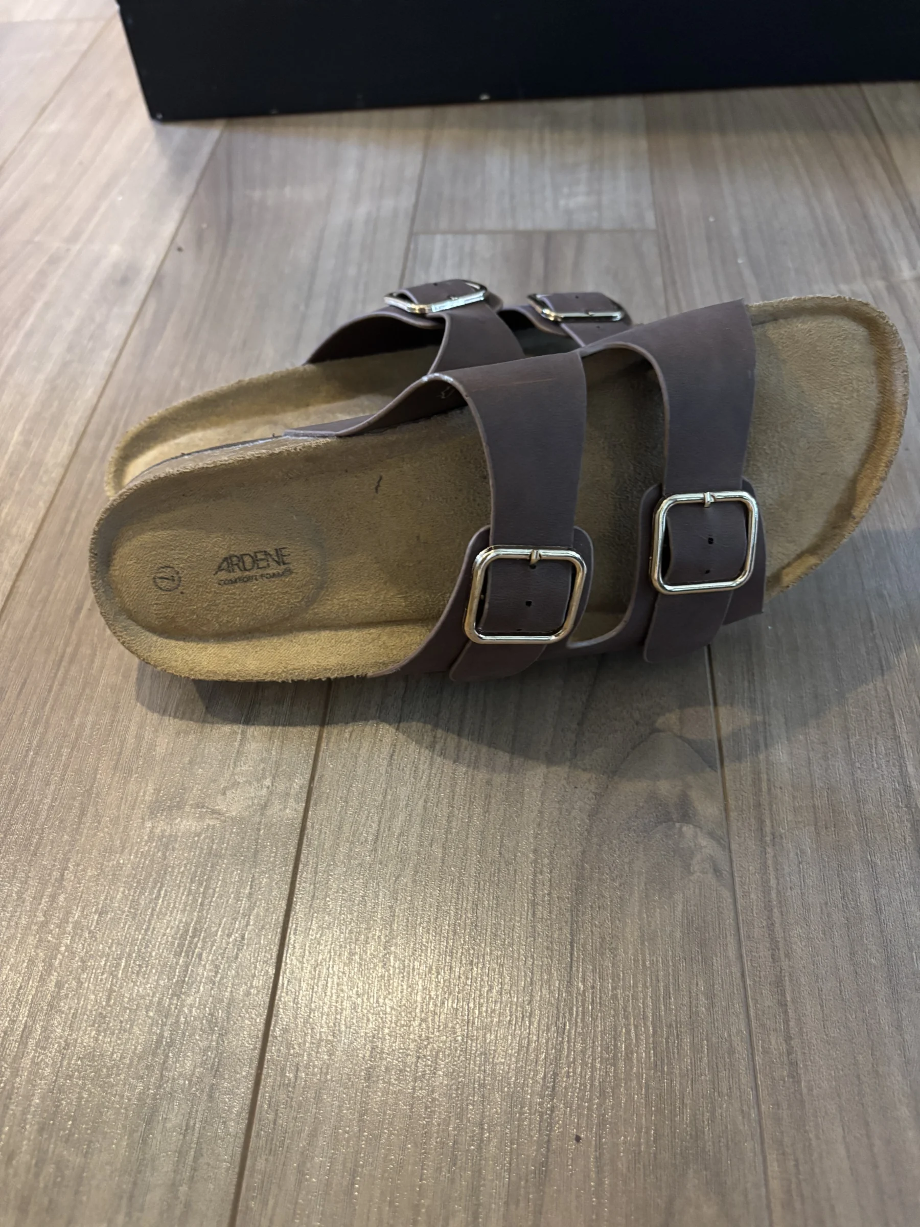 Sandals with a zip and double straps Ardene seconde main