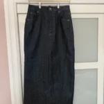 Featured thumbnail for Zara – long indigo denim skirt