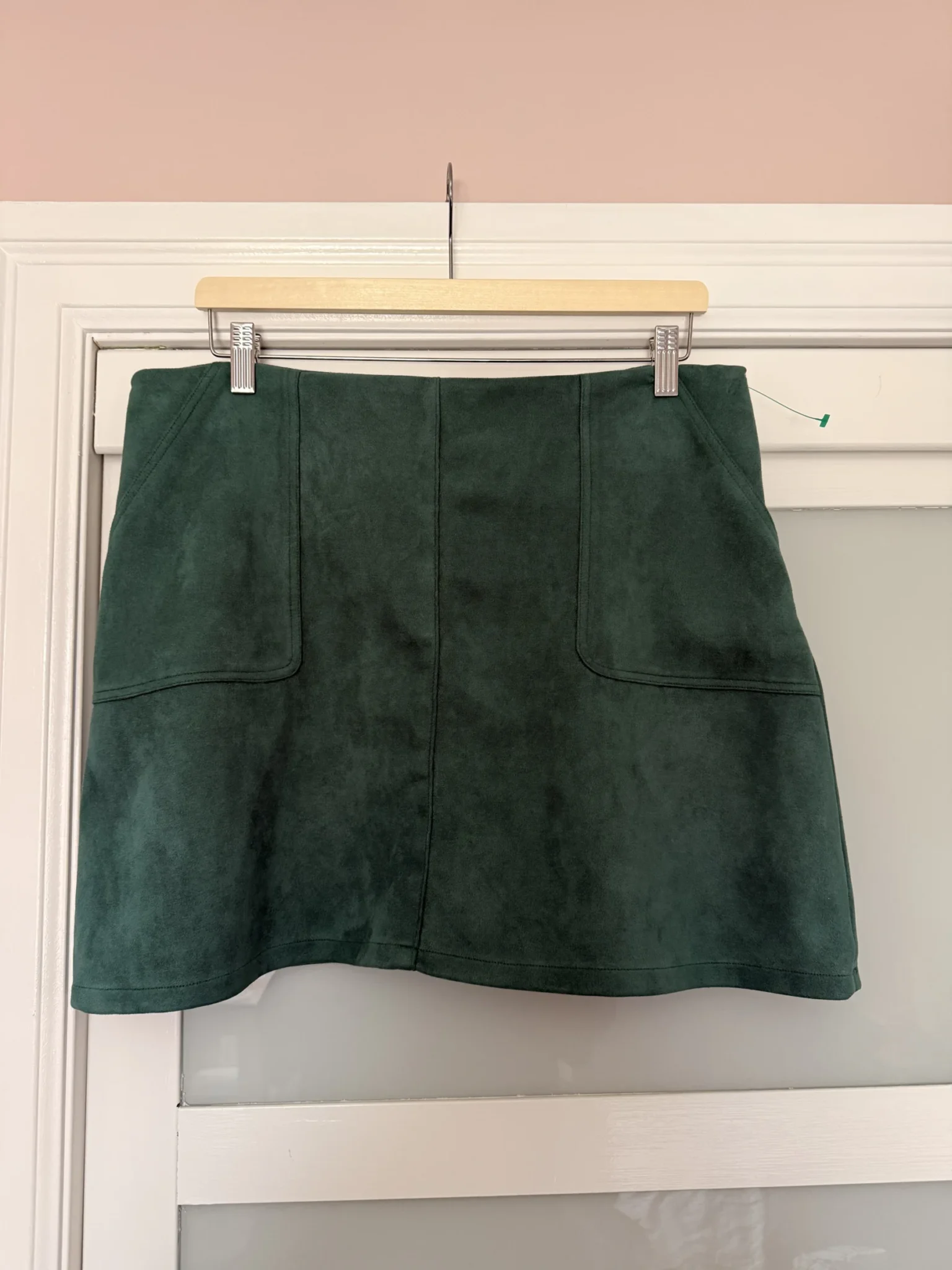 Featured image for Twik – Suede-effect skirt
