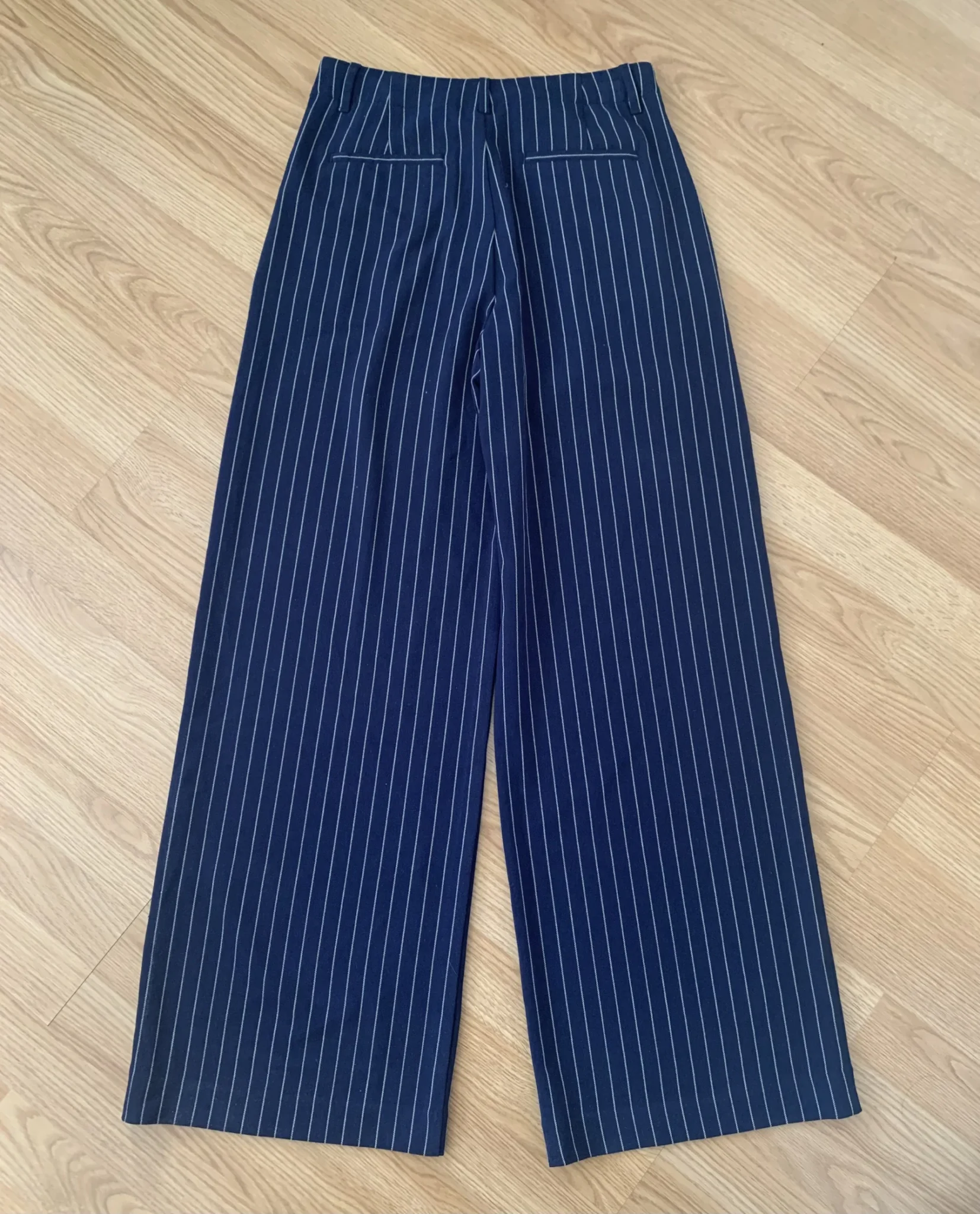 Image for Pantalon jambes larges à rayures - neuf