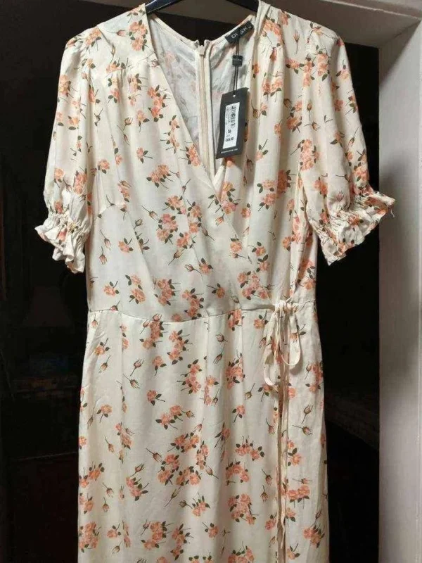 Image for Dusk Floral Wrap Midi Dress