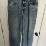 Thumbnail for Loose-fitting jeans