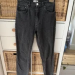 Featured thumbnail for Toteme jeans