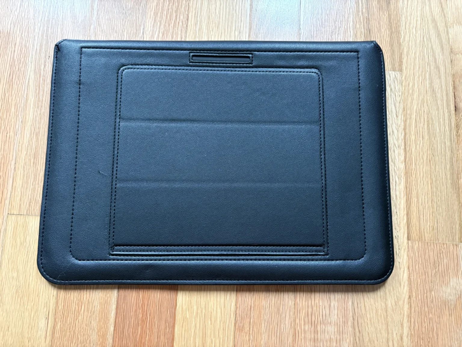 Image for Ergonomic laptop sleeve for 13–14-inch laptops
