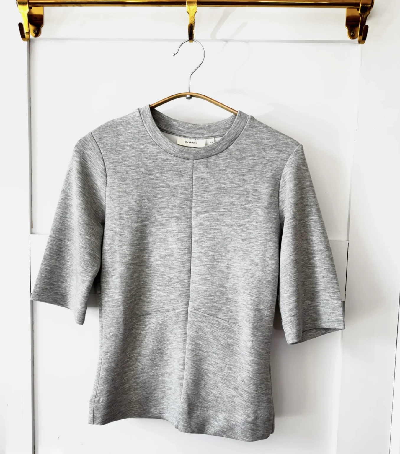 Featured image for ♥️Haut gris  IN WEAR