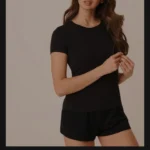 Thumbnail for Black T-shirt: La Vie en Rose