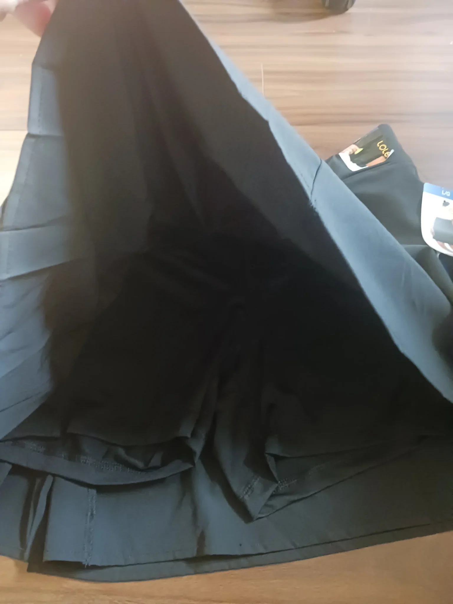 Image for Wide-leg black skirt-shorts