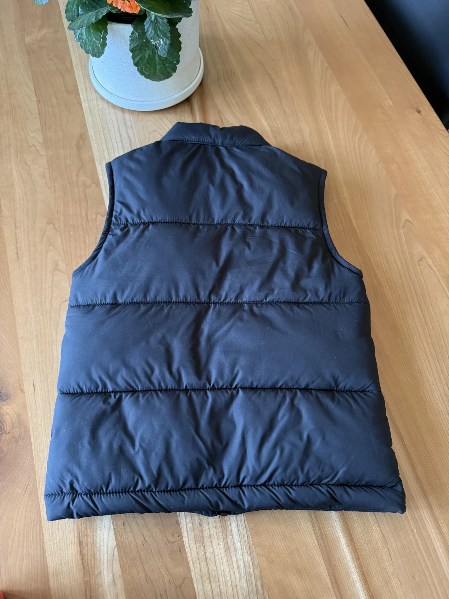 Image for Black sleeveless jacket