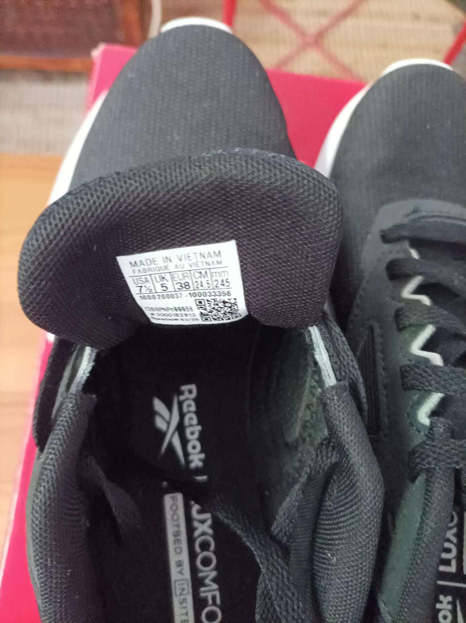 Image for Reebok Flexagon Energy TR 4 trainers – size 7.5 US / 38 EUR / 24.5 cm