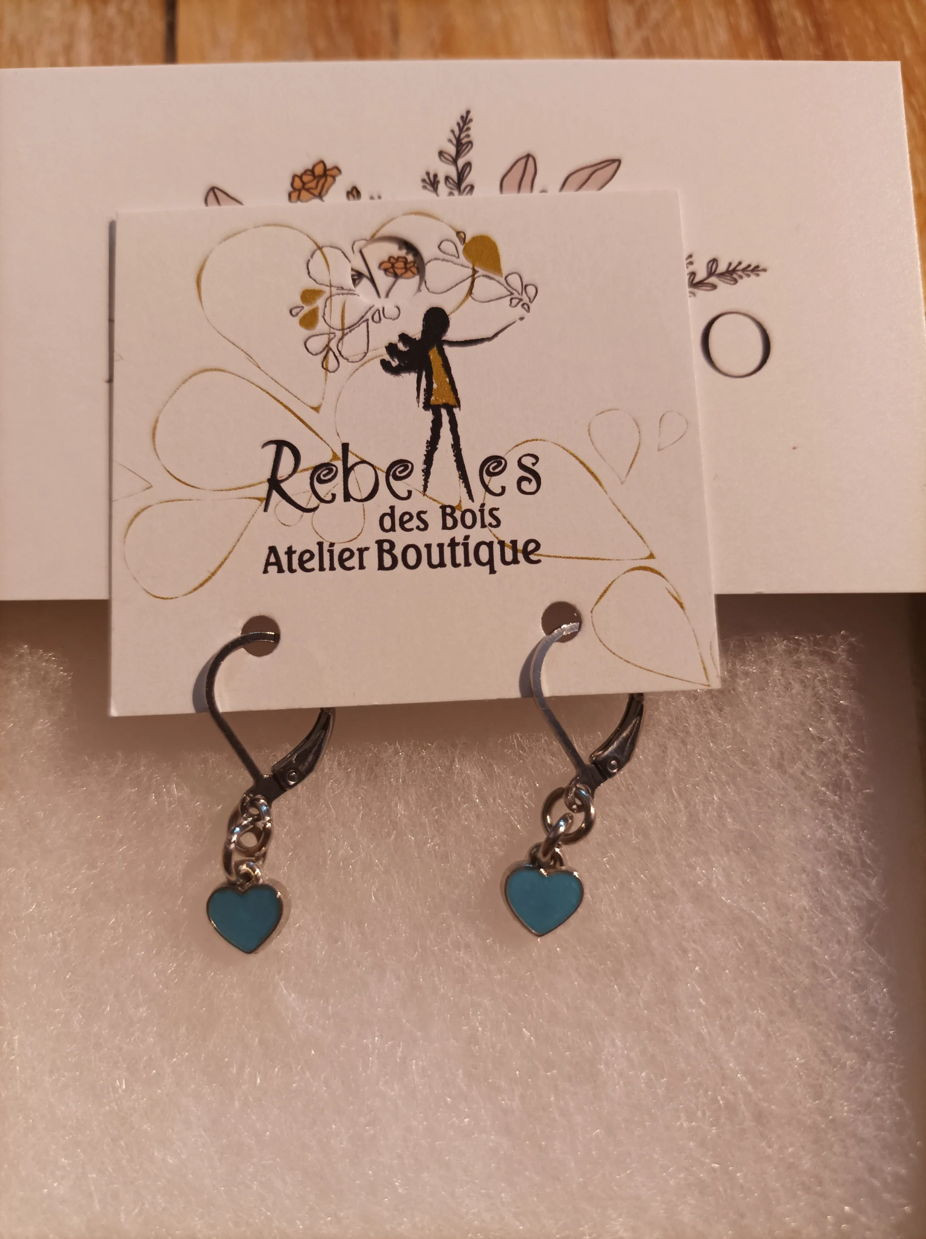 🩵 Small blue heart-shaped earrings 🩵 *Other seconde main