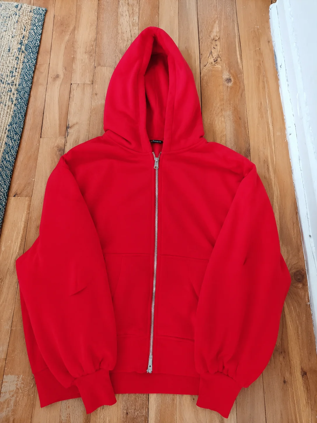 Red hoodie – size M Zara seconde main