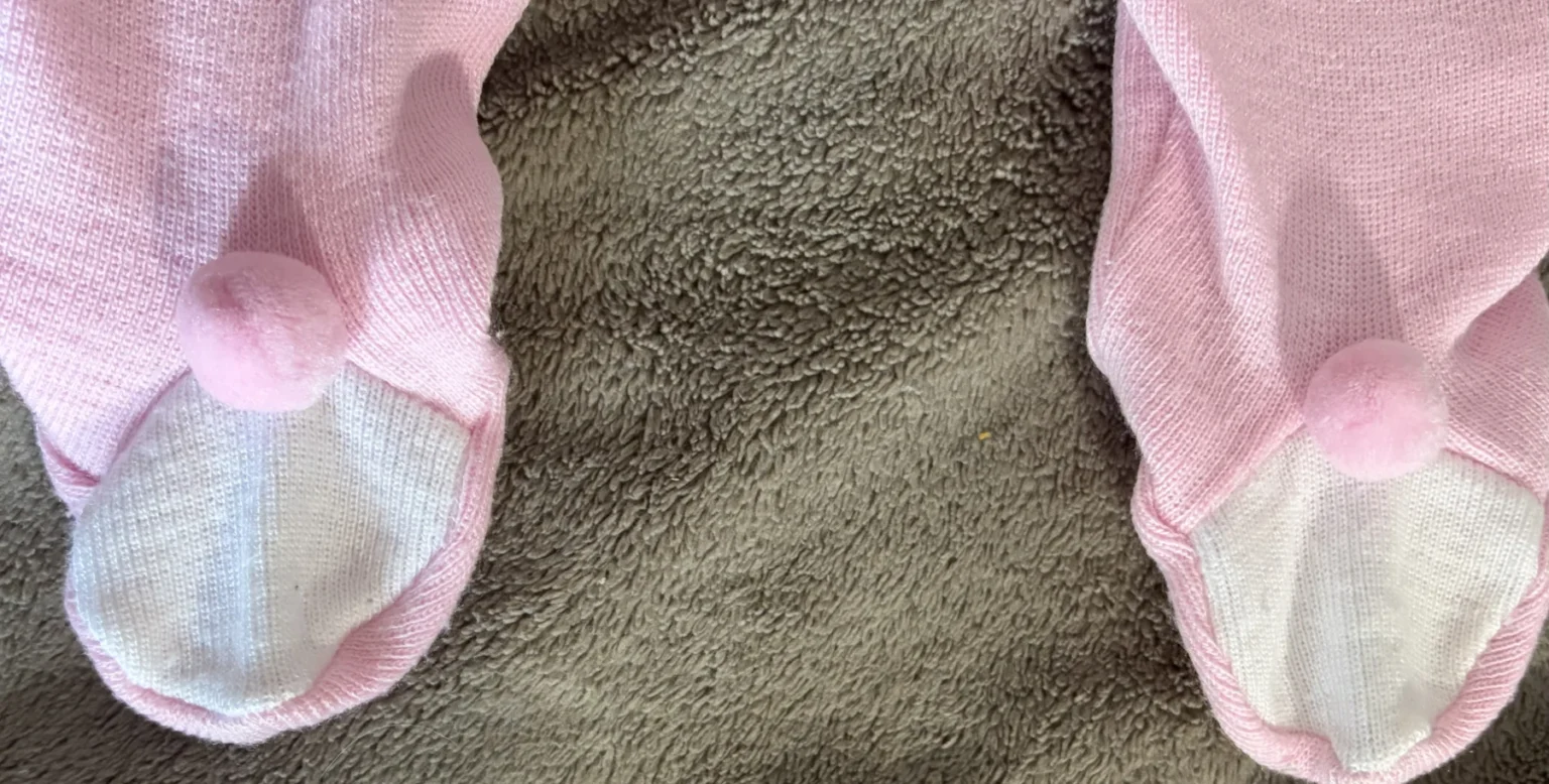 Image for Crackerjack vintage pink and white knitted romper – 6 months