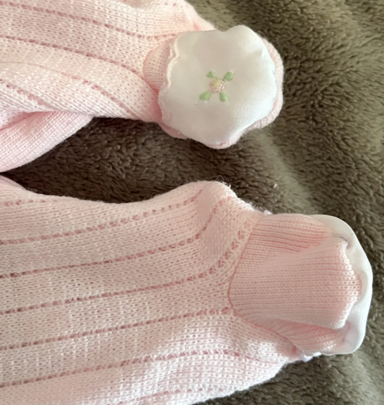 Image for Beautiful vintage pink knitted pyjamas / romper – 3 months