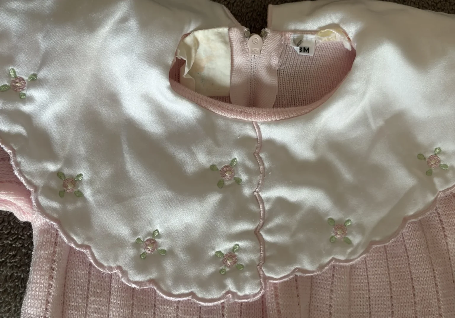 Image for Beautiful vintage pink knitted pyjamas / romper – 3 months