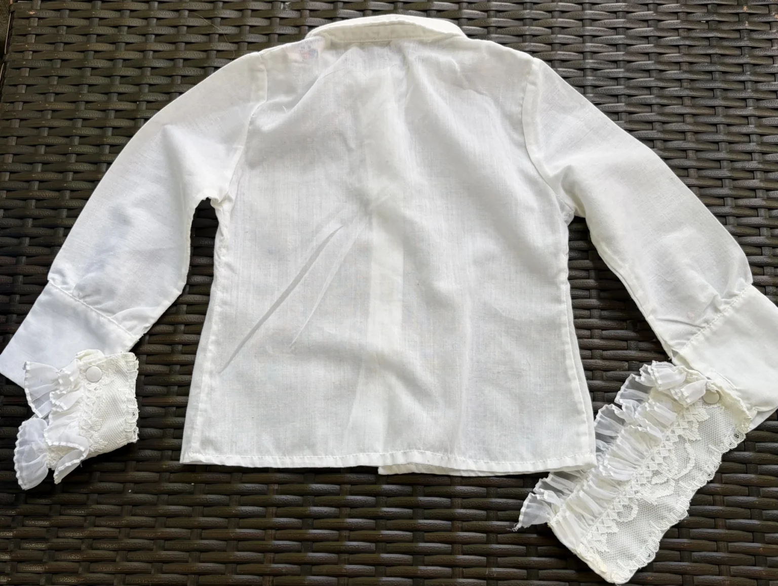 Image for Vintage formal shirt for babies (9–12 months) – Removable lace cuffs