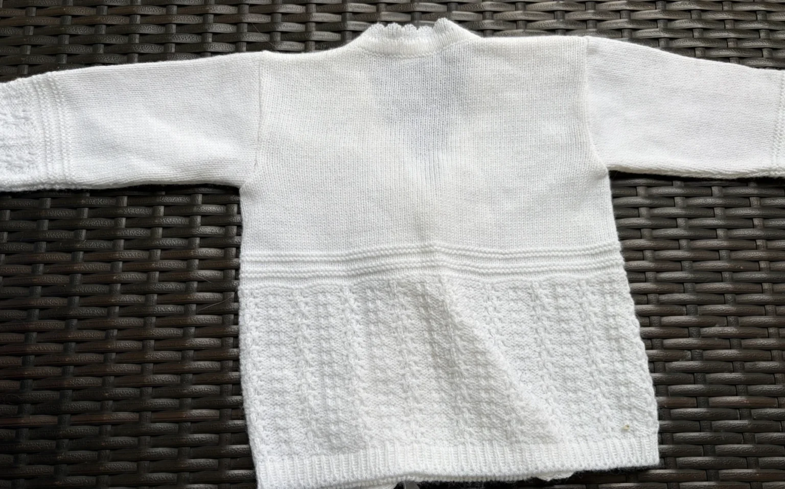 Image for Élysée Newborn Knitwear Set 🤍 Cardigan & Booties