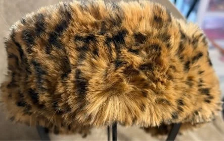 Apparis faux fur ear-warmer headband – Leopard print (One size fits all) *Other seconde main