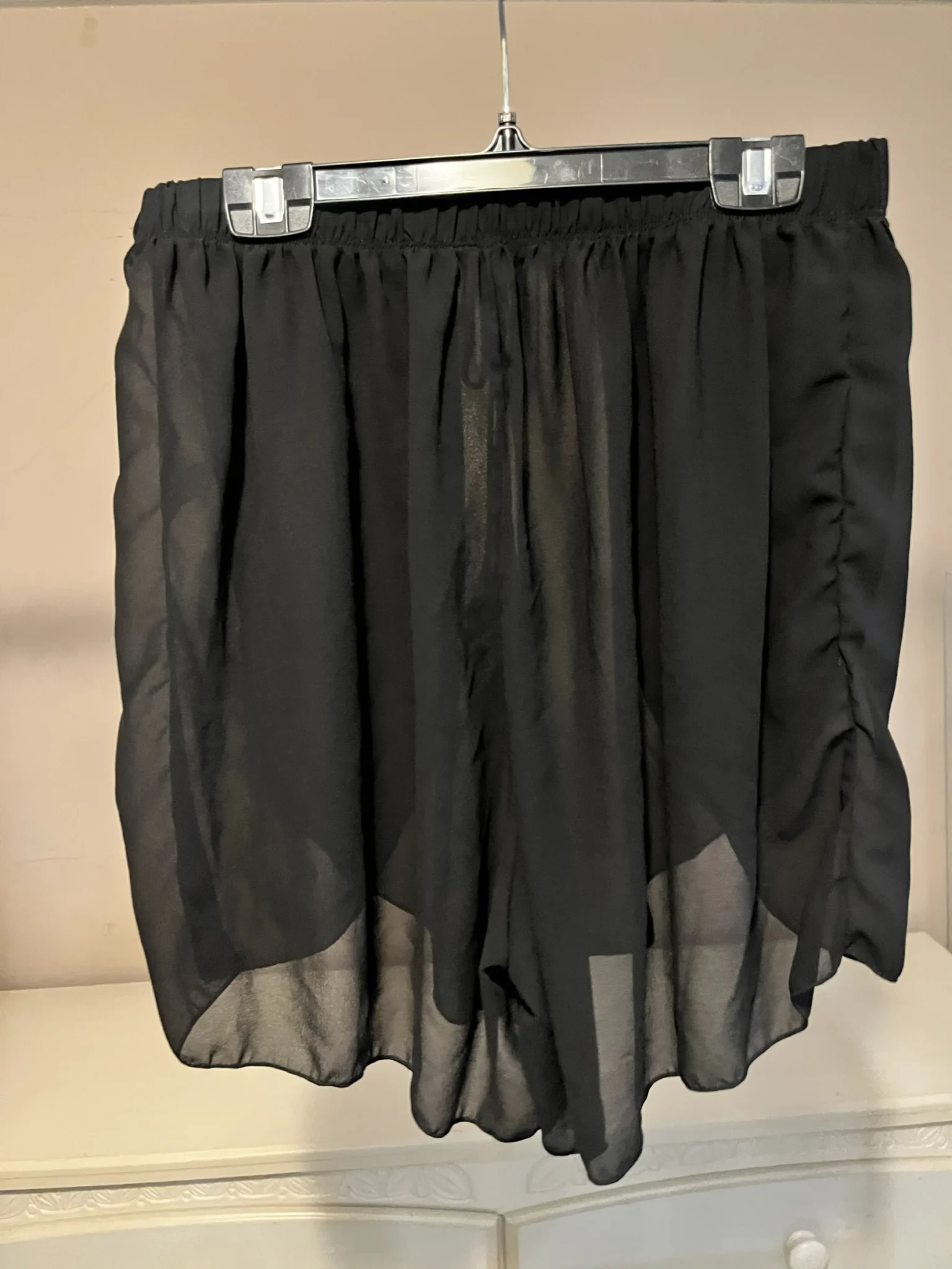 Image for Women's High-Waisted Flat-Angle Short Cover-Up