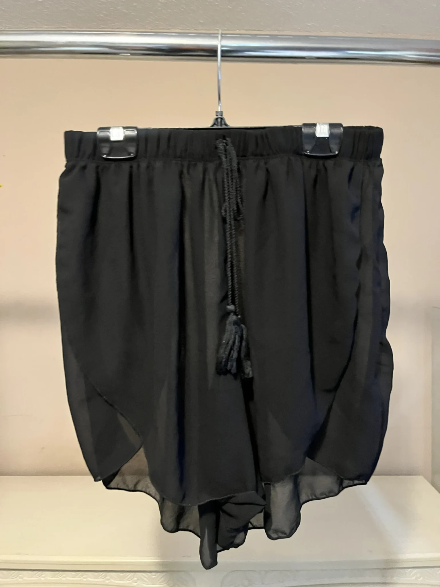 Image for Women's High-Waisted Flat-Angle Short Cover-Up