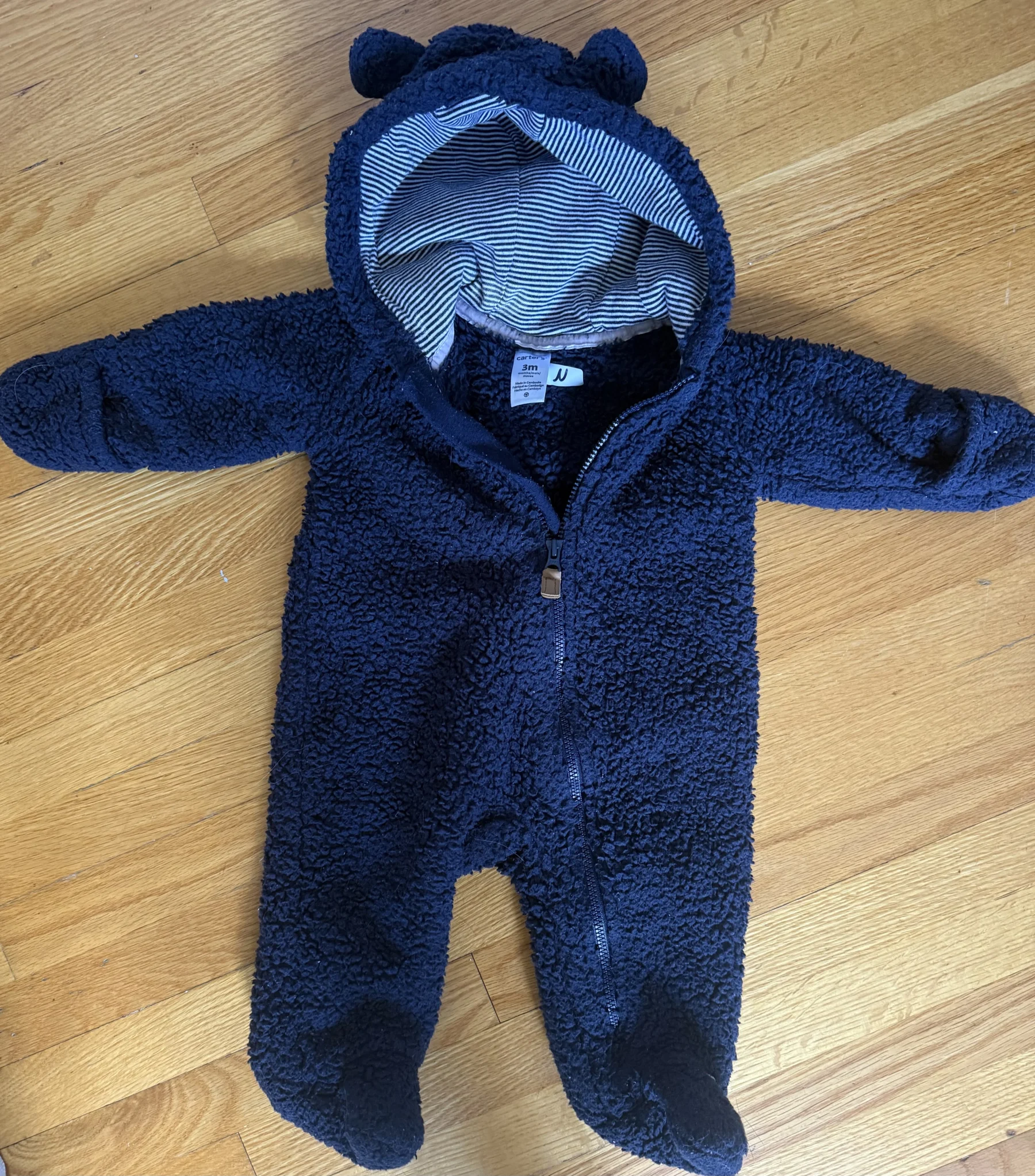 3-month-old baby fleece bear onesie Carter's seconde main