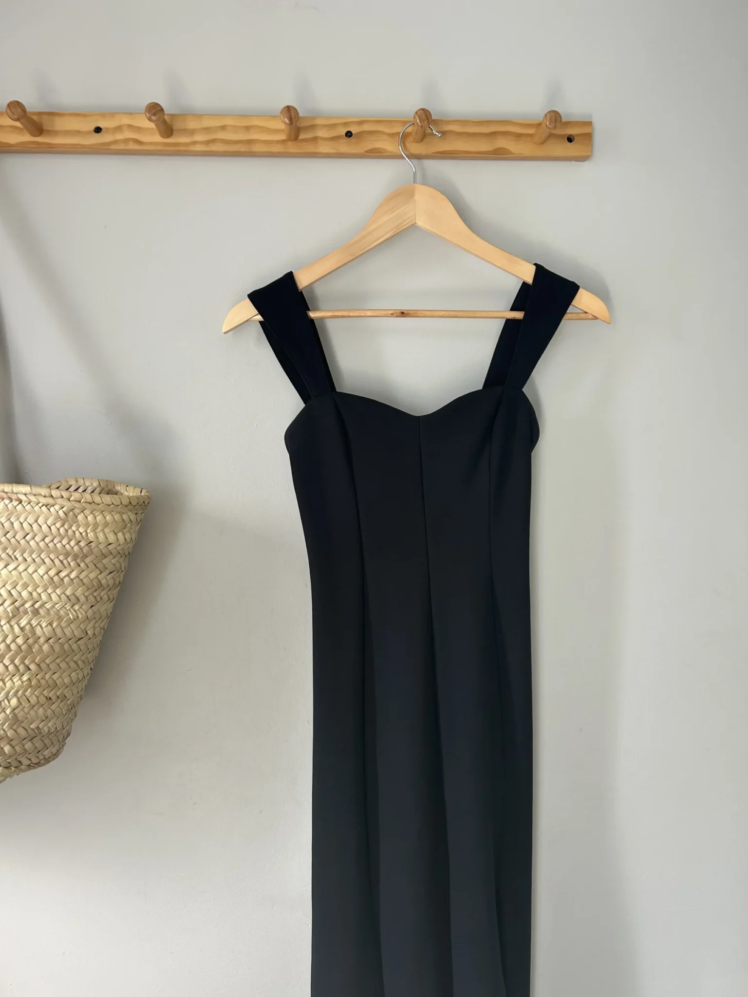 Image for Black mid-length evening dress – XS – Abercrombie & Fitch