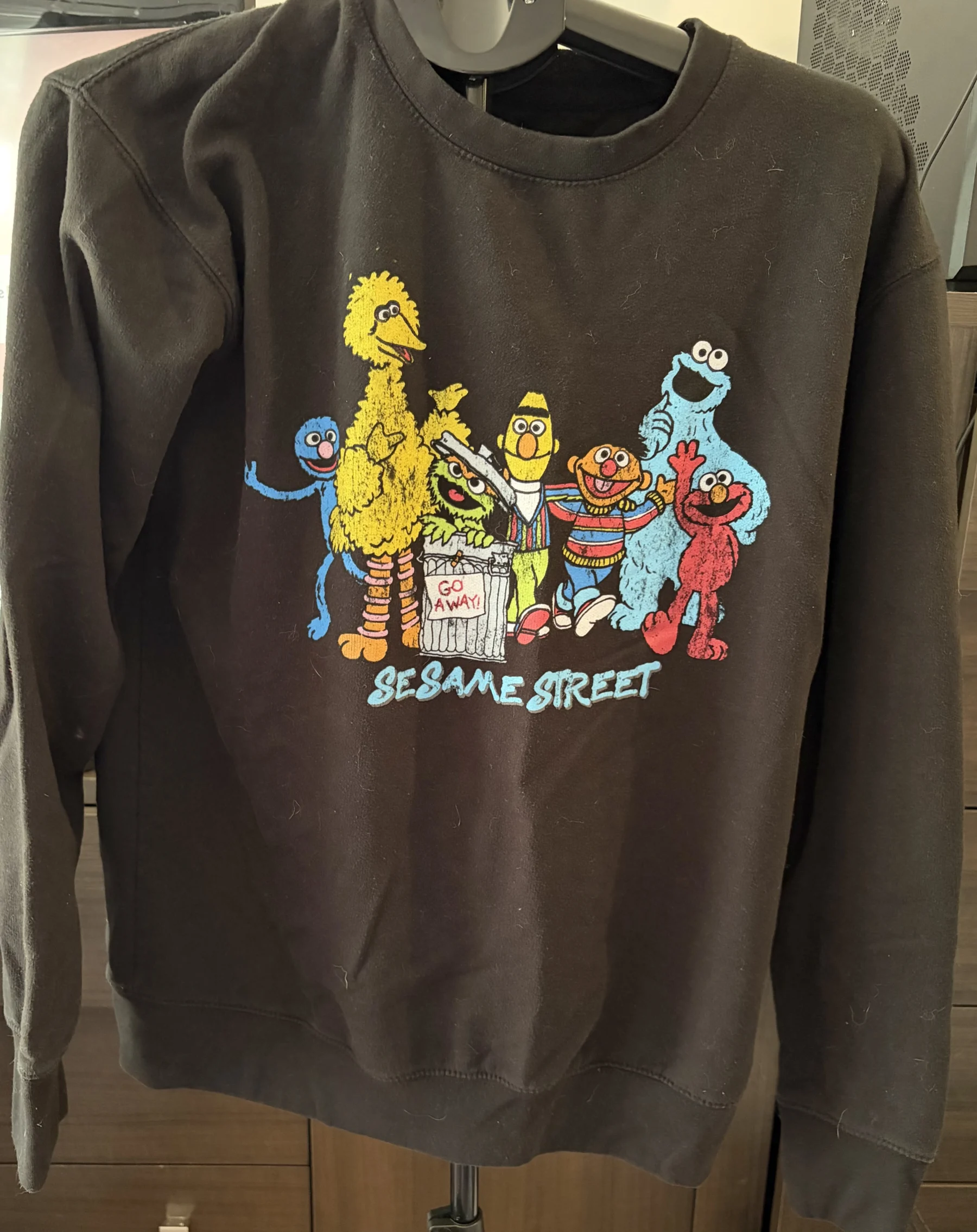 Vintage Sesame Street Sweatshirt – Size L *Other seconde main
