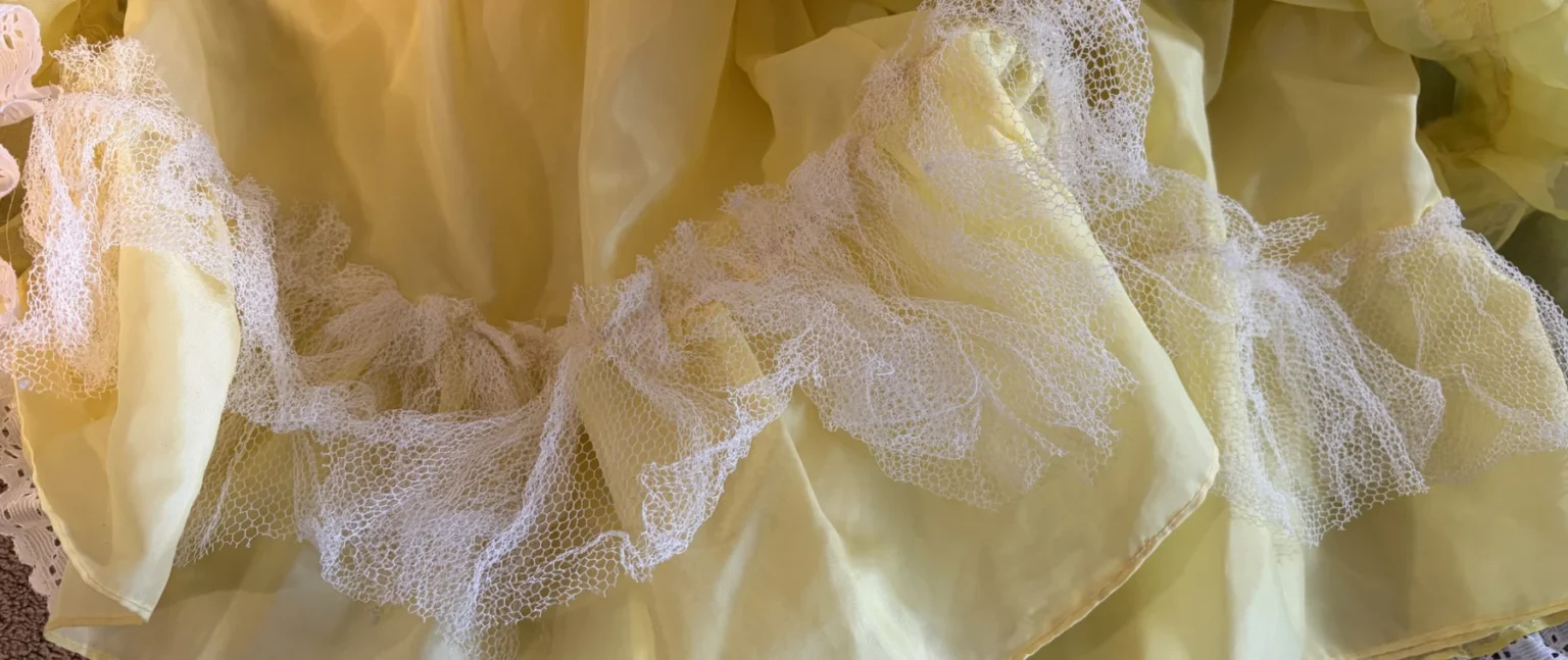 Image for Vintage Girls’ Dress from the 60s/70s in Yellow and Fuchsia – Size 18–24 months / 2T