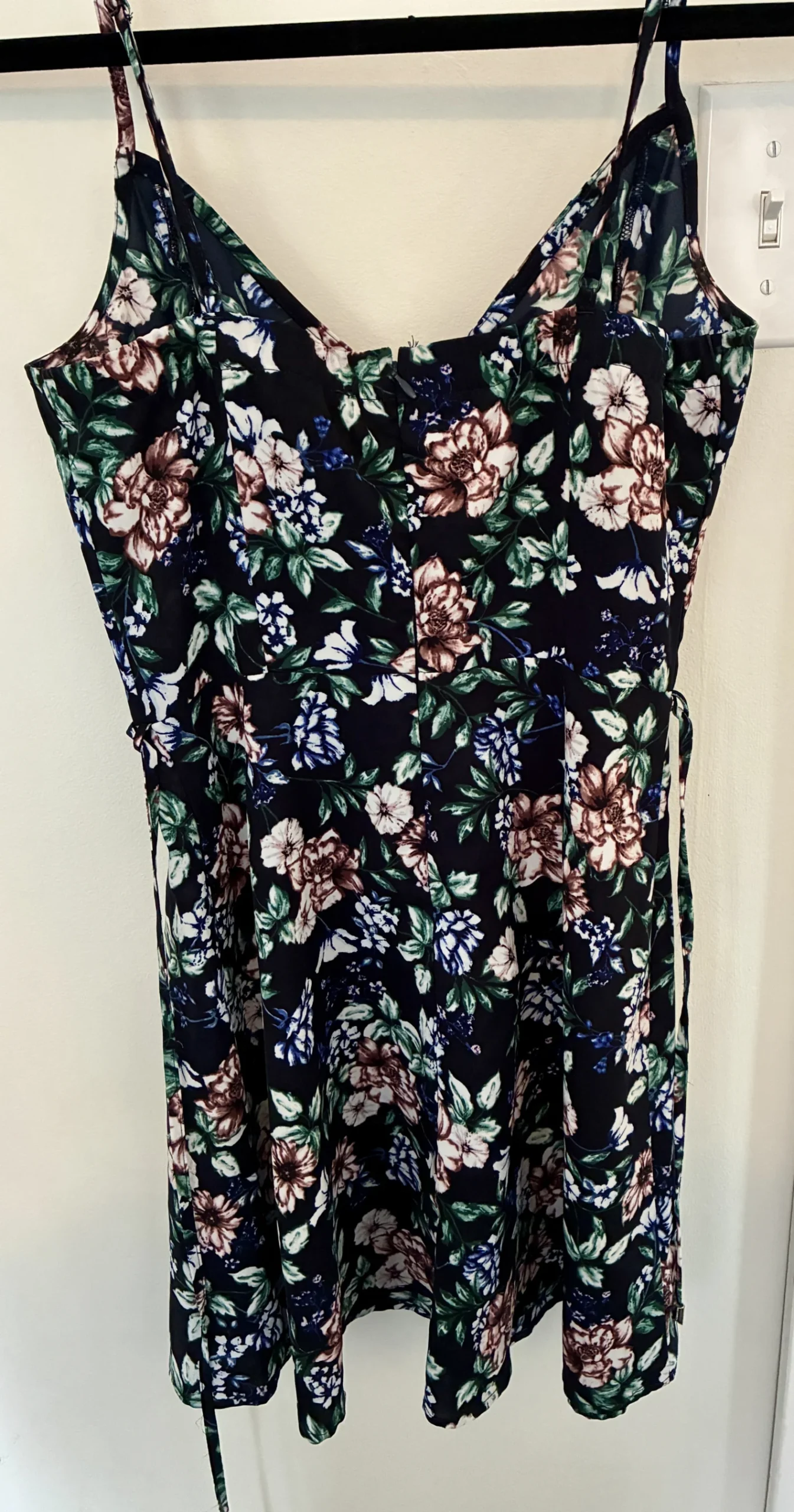 Short floral-print dress - Dynamite Dynamite seconde main