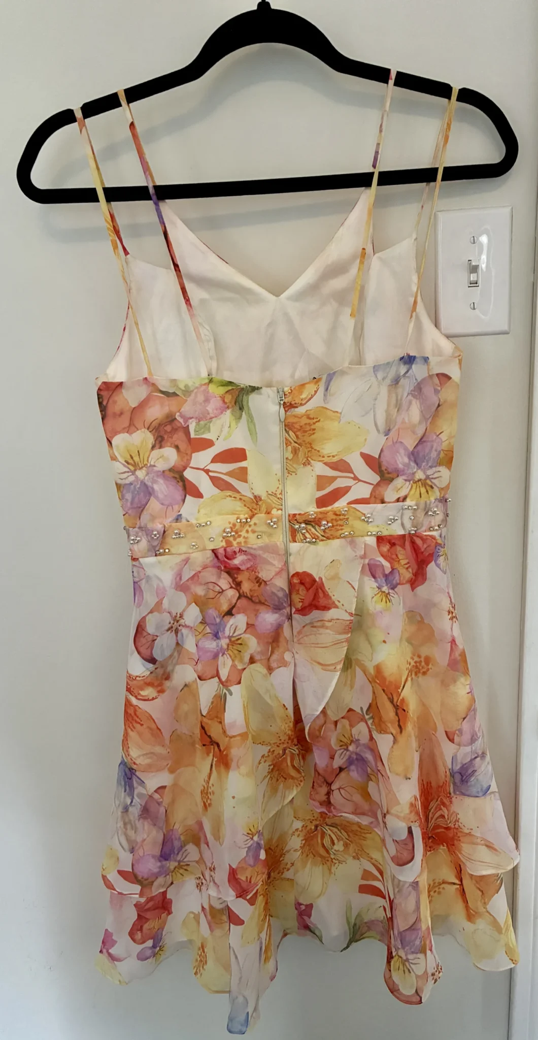 Image for Short floral dress with straps