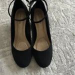 Featured thumbnail for Sandale à talons