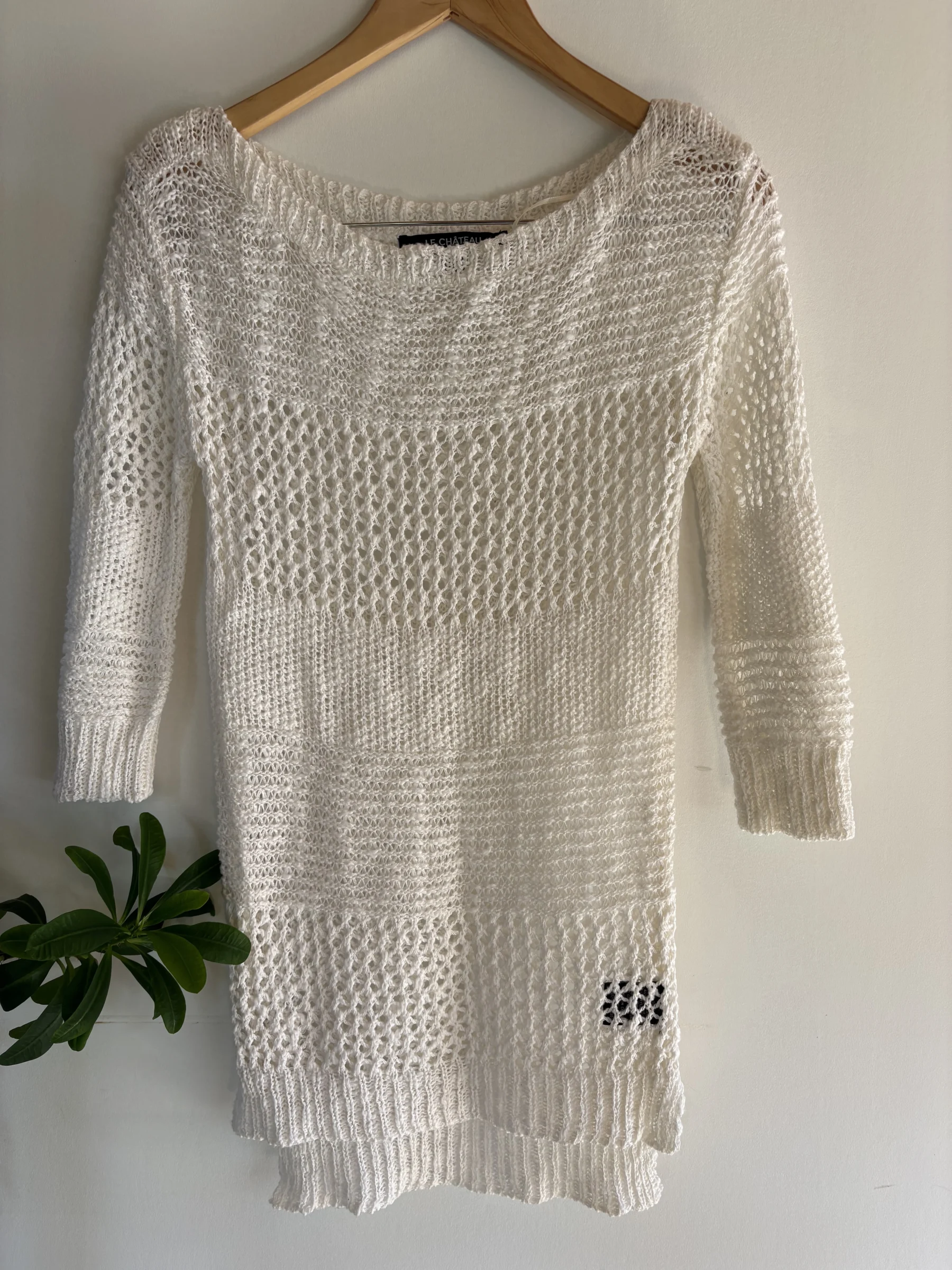 Chandail en tricot blanc Le Chateau Le Château seconde main